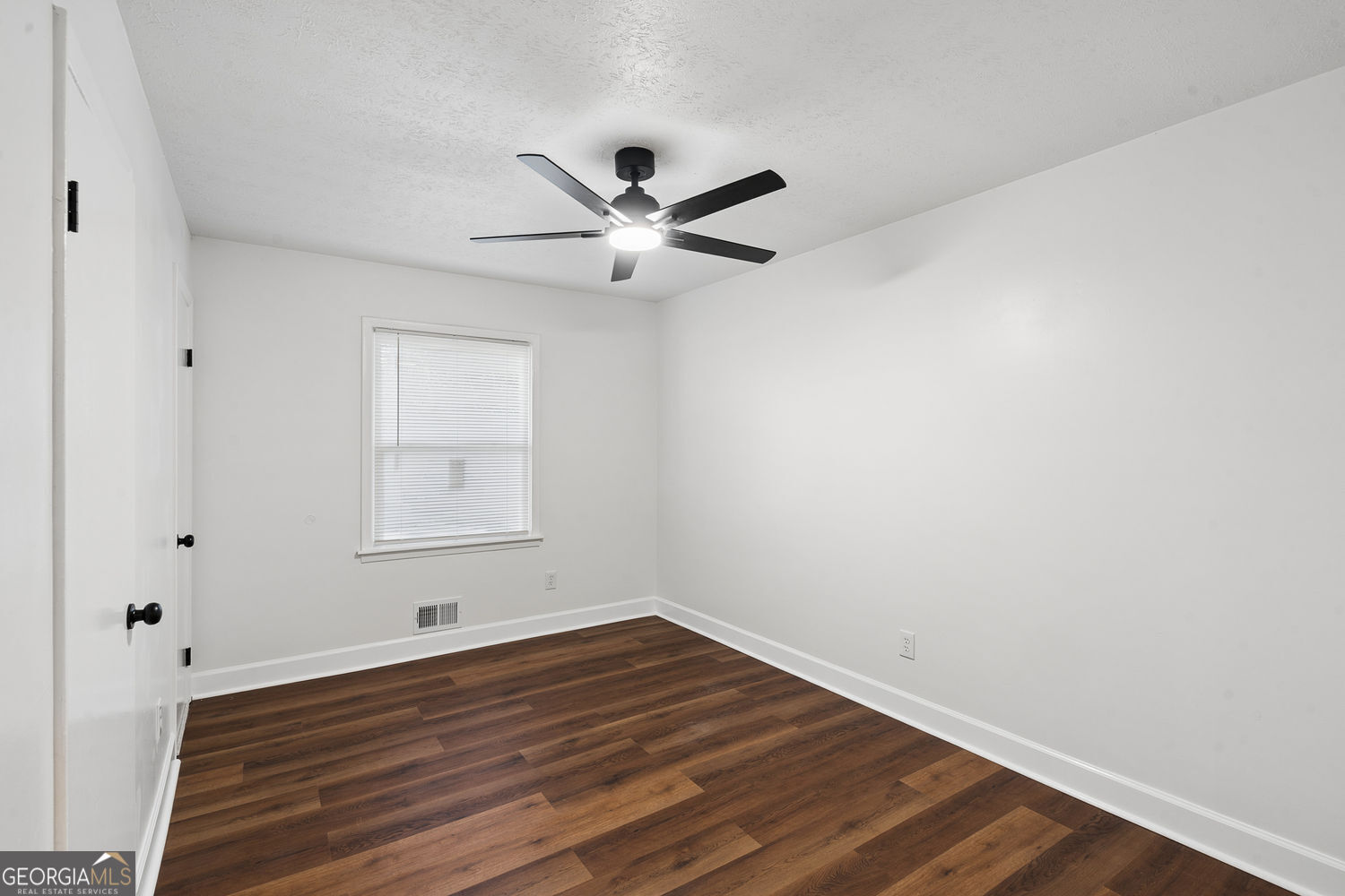499 Queen Aliese Lane Property Photo 17