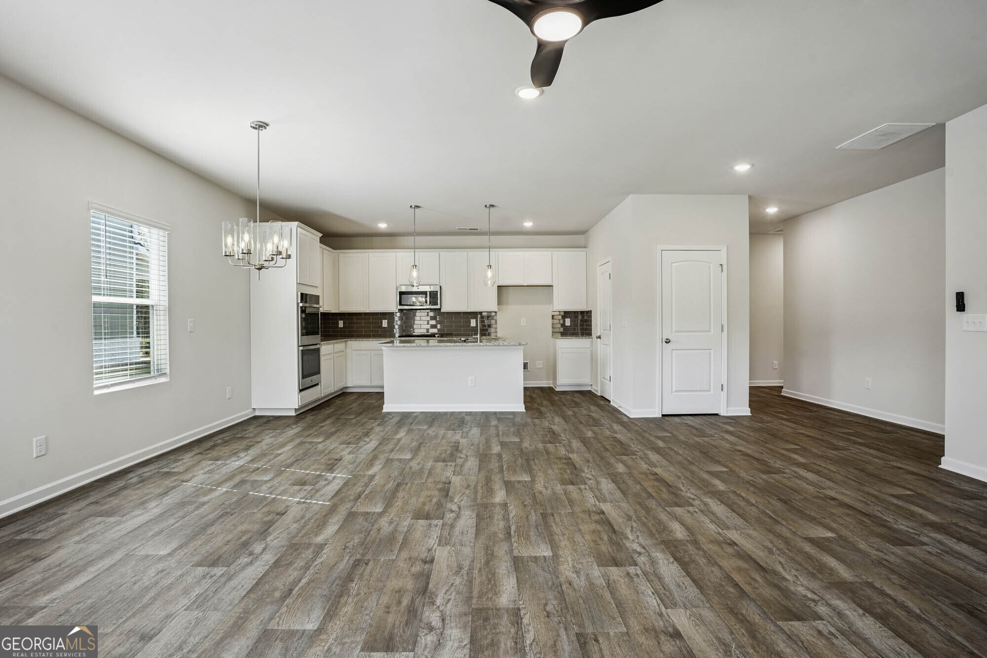 425 Orwell Drive Property Photo 11
