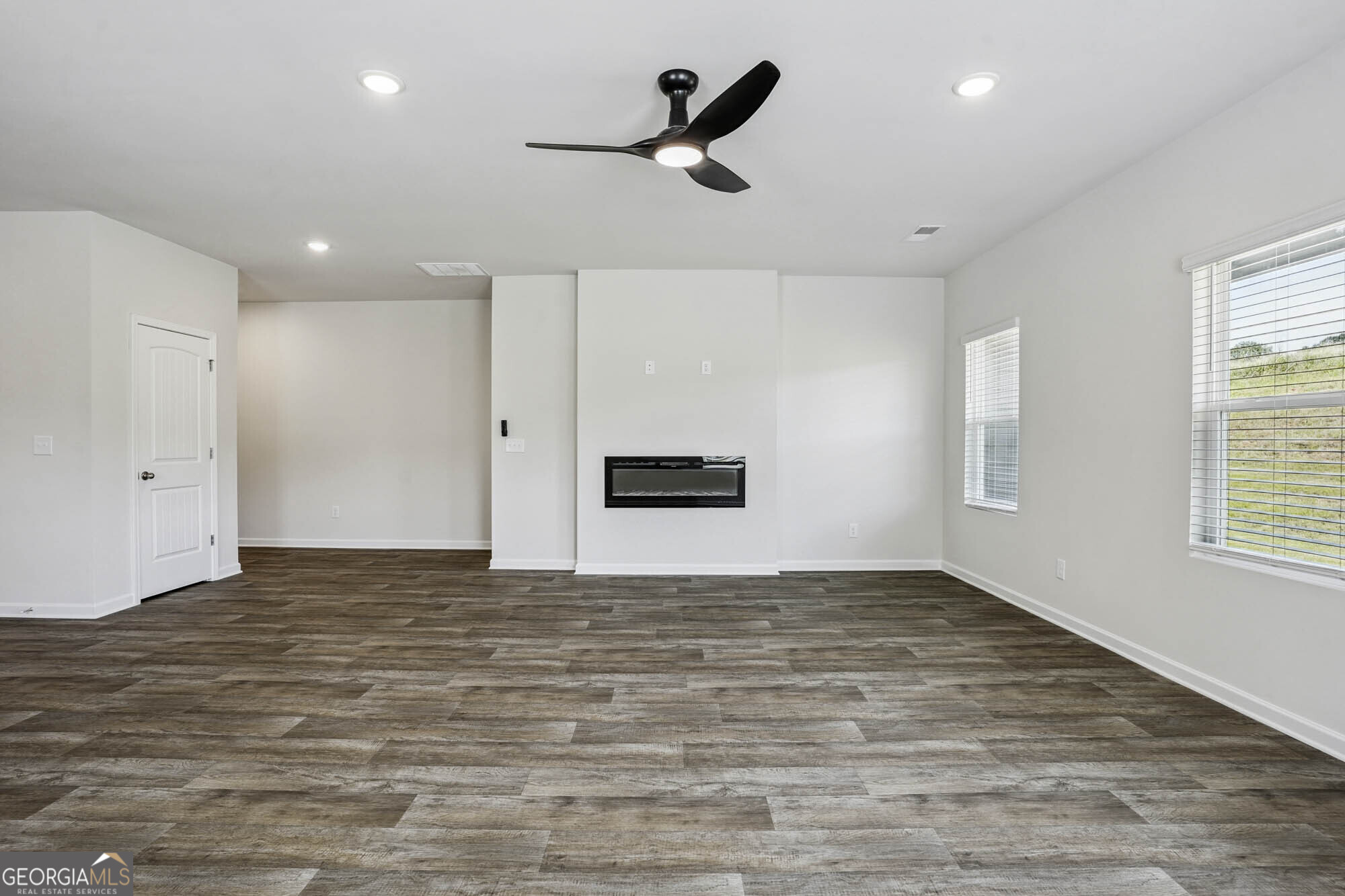 425 Orwell Drive Property Photo 14