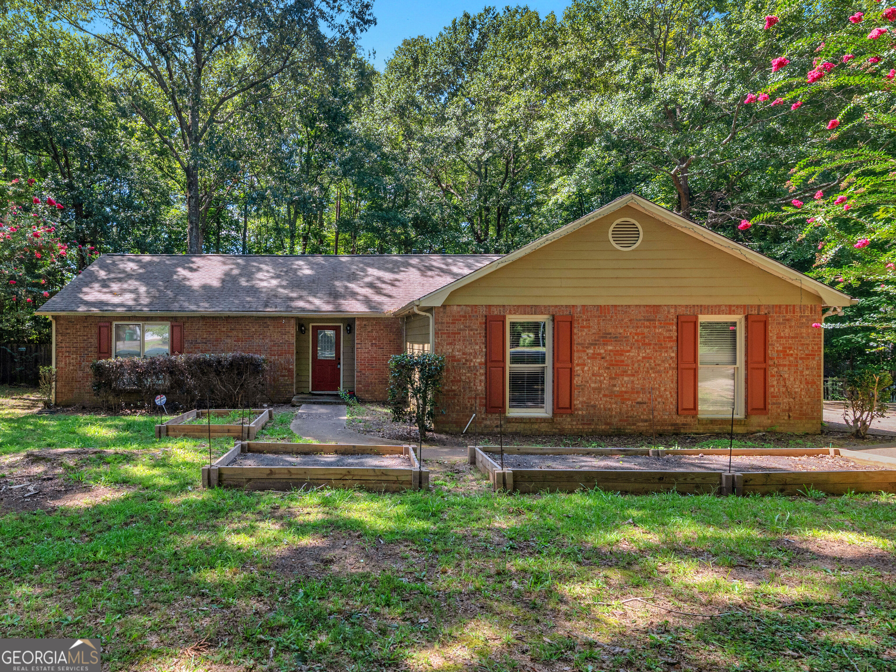 351 Waterford Drive Property Photo 1