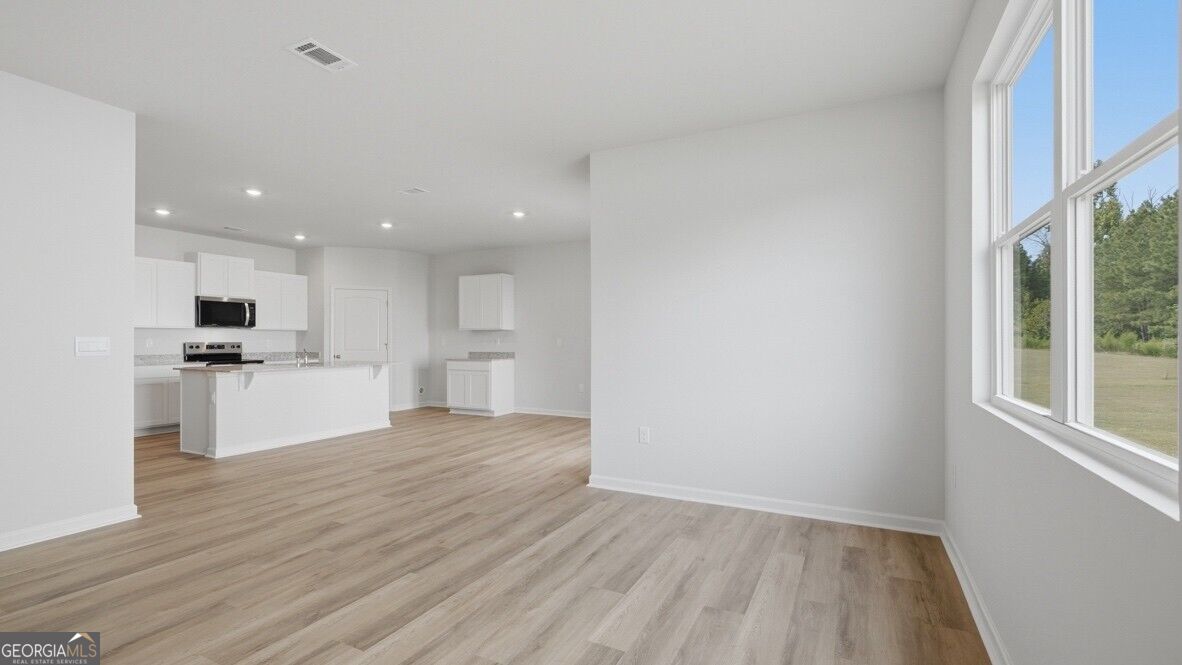 113 Babcock Drive Ne Property Photo 17
