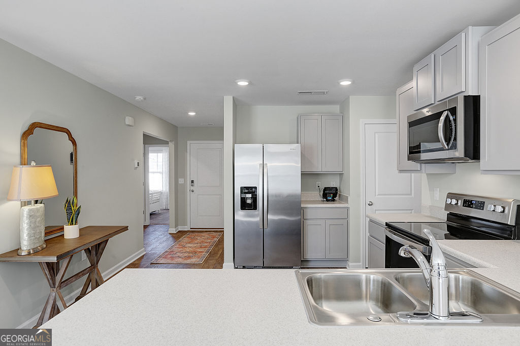 131 Hollingsworth Loop Property Photo 5
