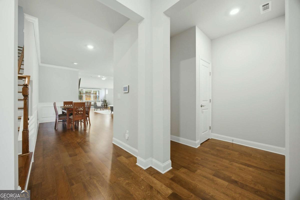 2487 Oak Barrel Drive Property Photo 2