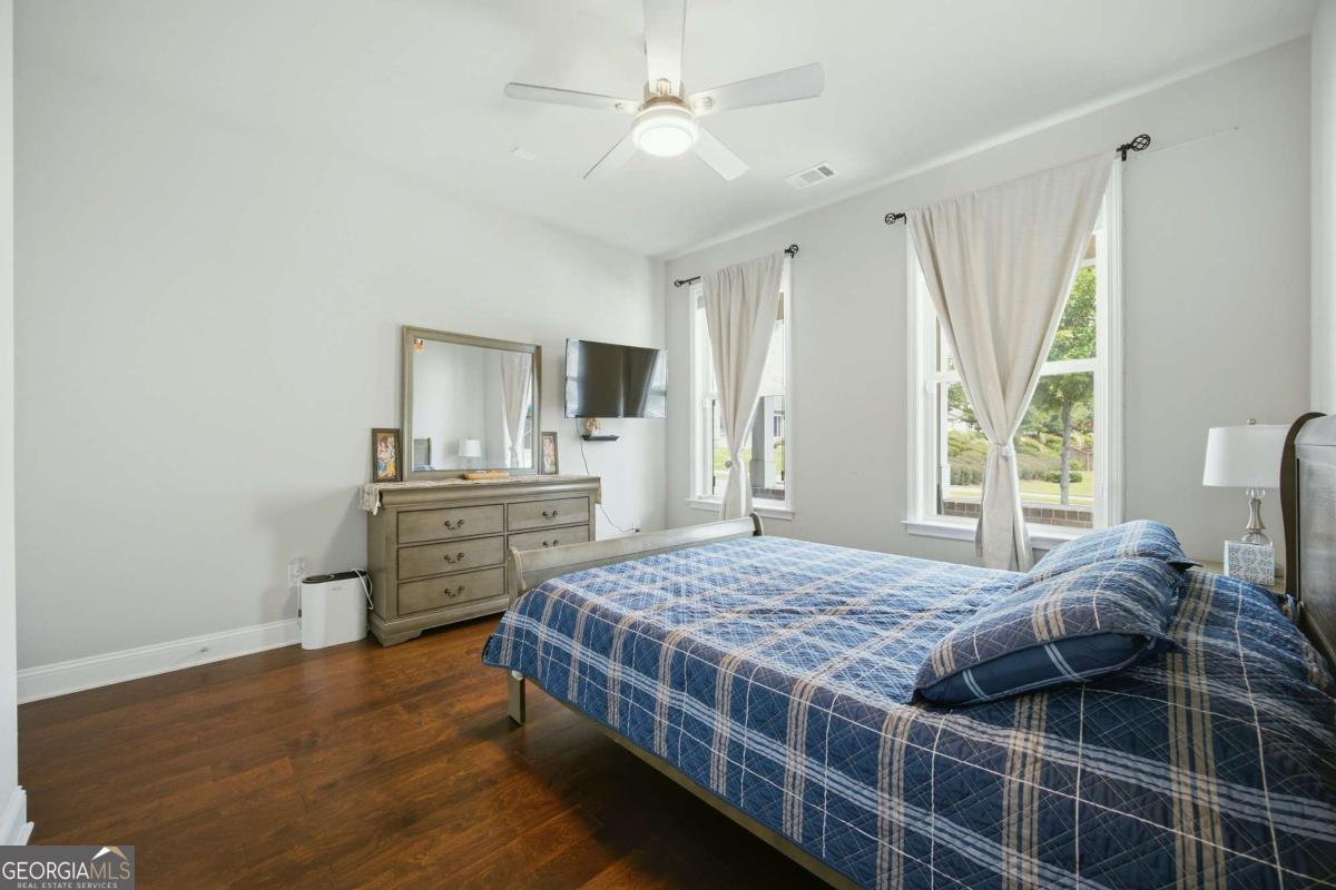 2487 Oak Barrel Drive Property Photo 6