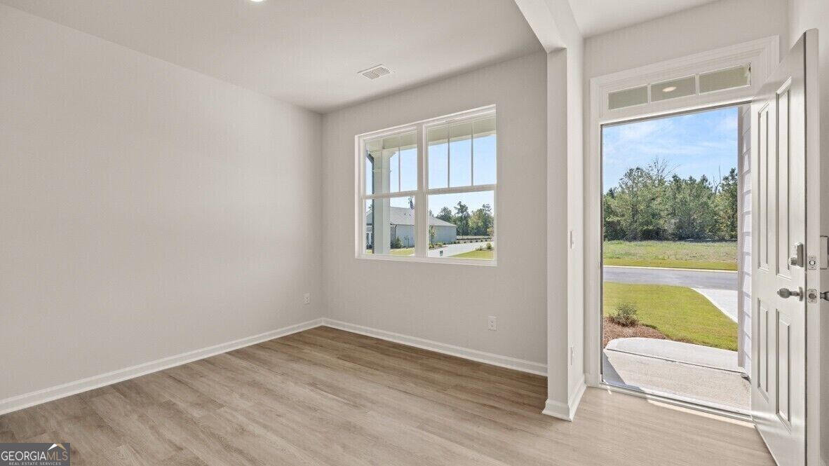 108 Babcock Drive Ne Property Photo 4