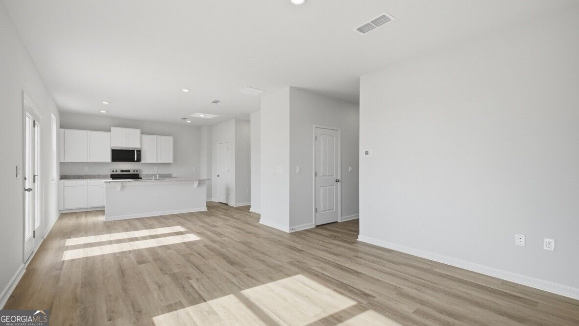 108 Babcock Drive Ne Property Photo 14