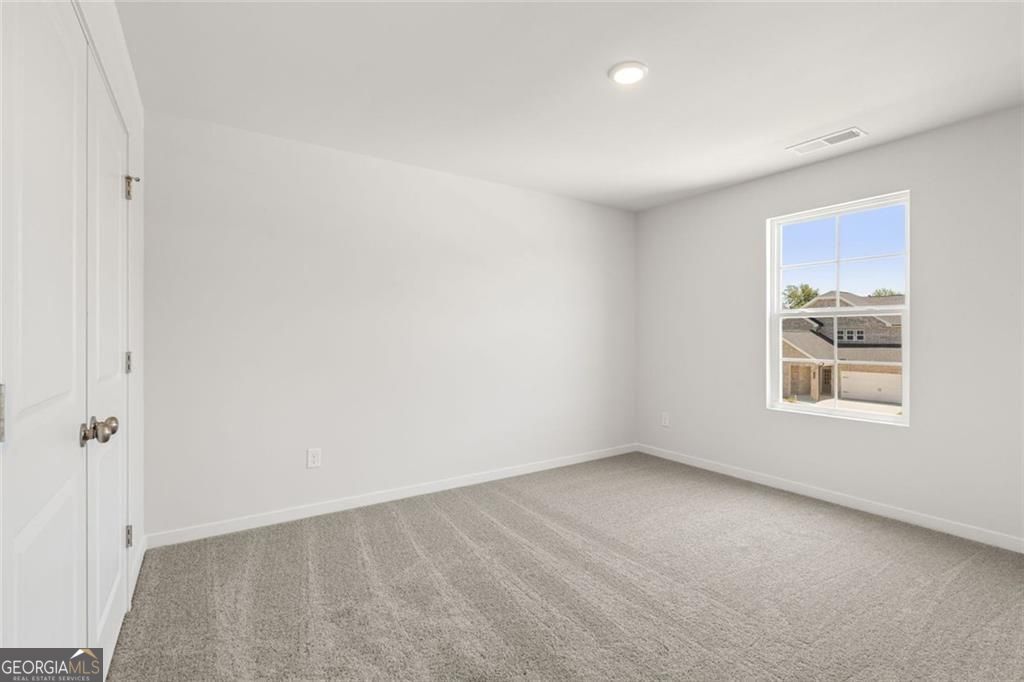 549 Baynes Court Property Photo 11
