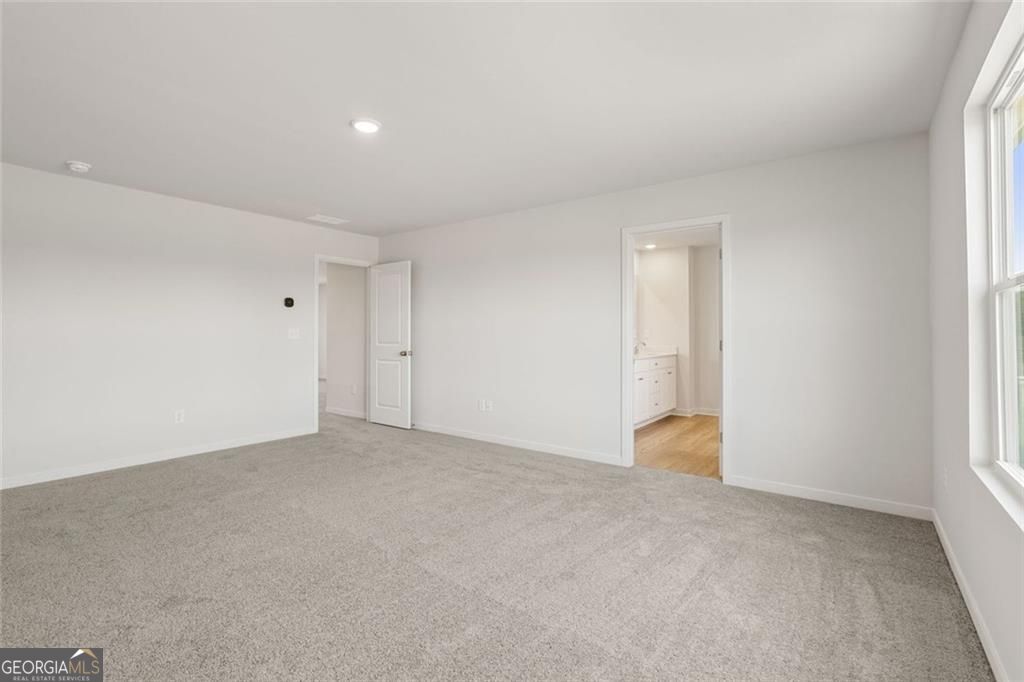 549 Baynes Court Property Photo 18