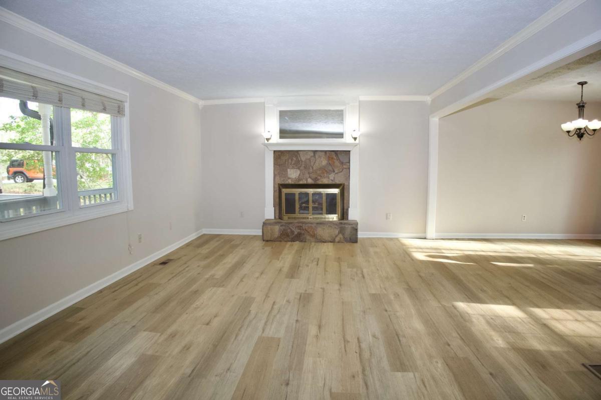 2955 Flowers Drive Property Photo 5