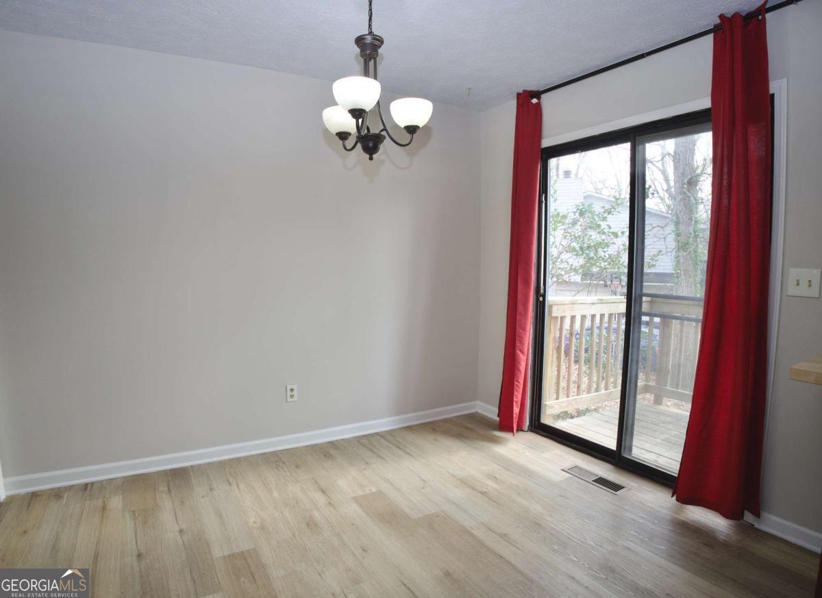 2955 Flowers Drive Property Photo 6