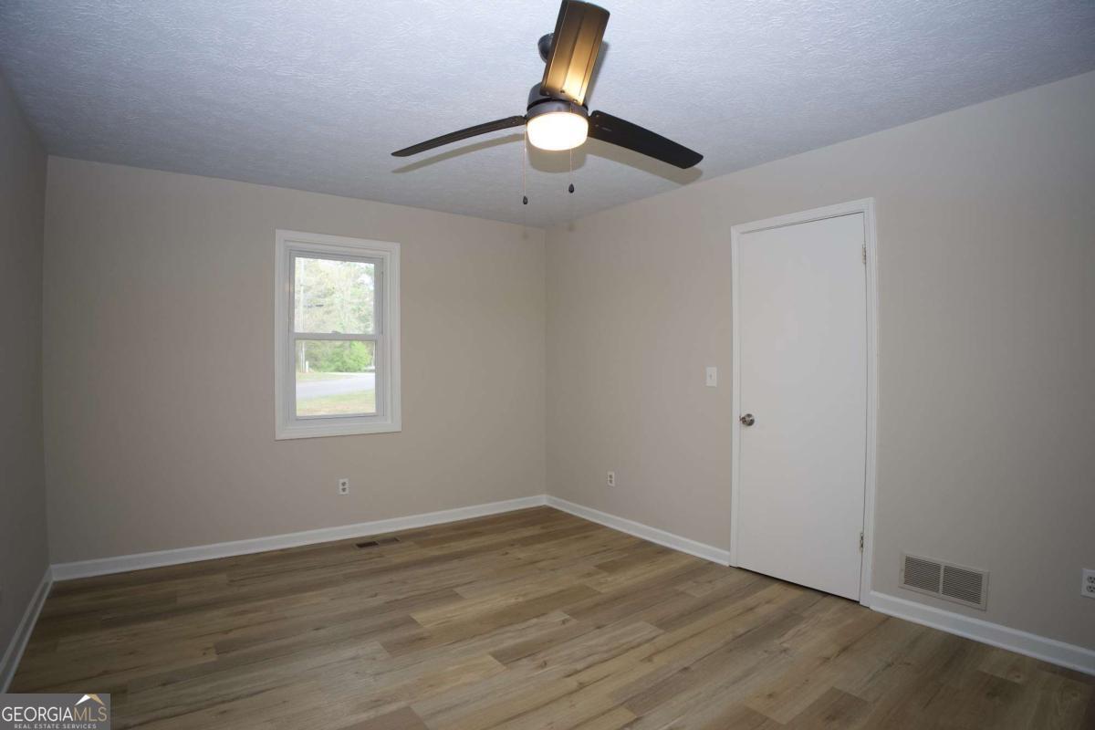2955 Flowers Drive Property Photo 10