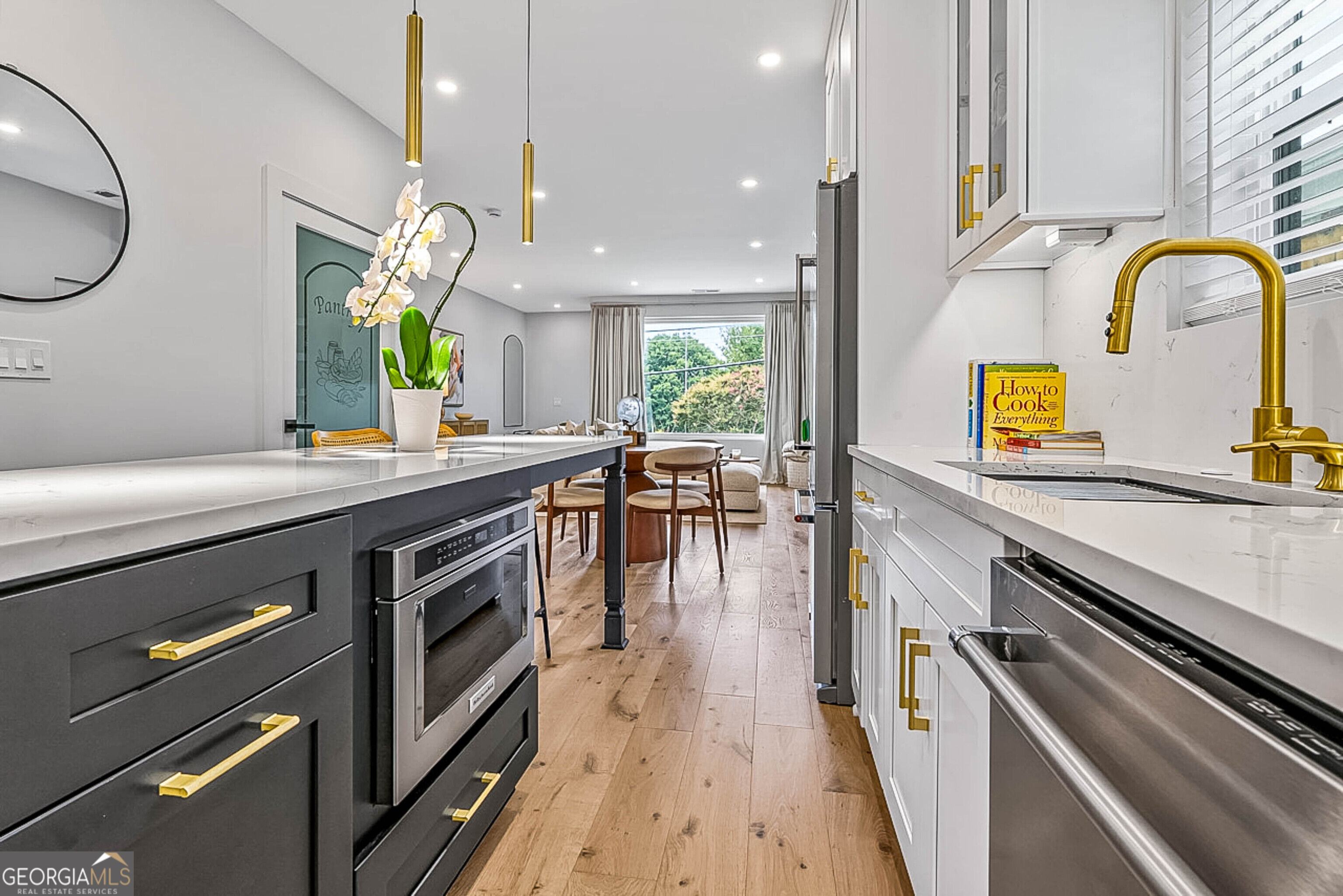 337 Pine Street Ne # B Property Photo 18