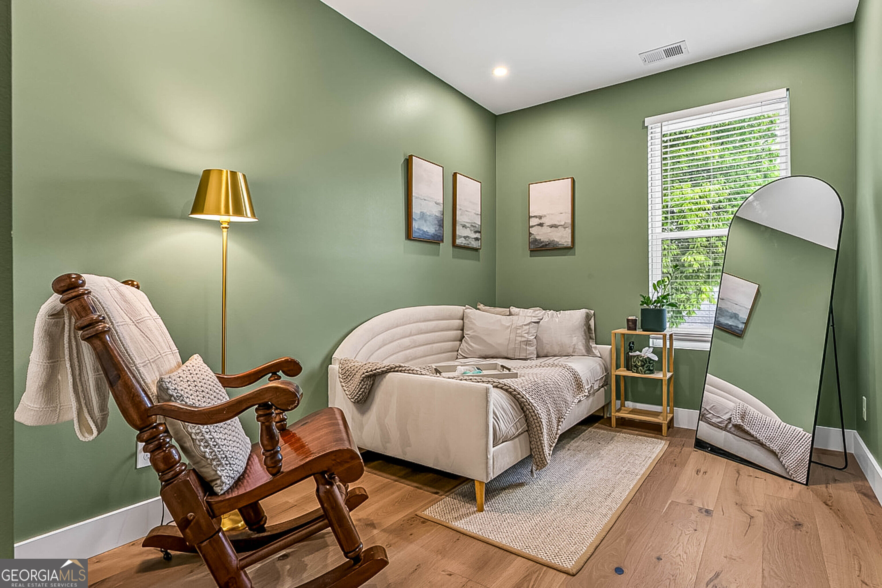 337 Pine Street Ne # B Property Photo 21