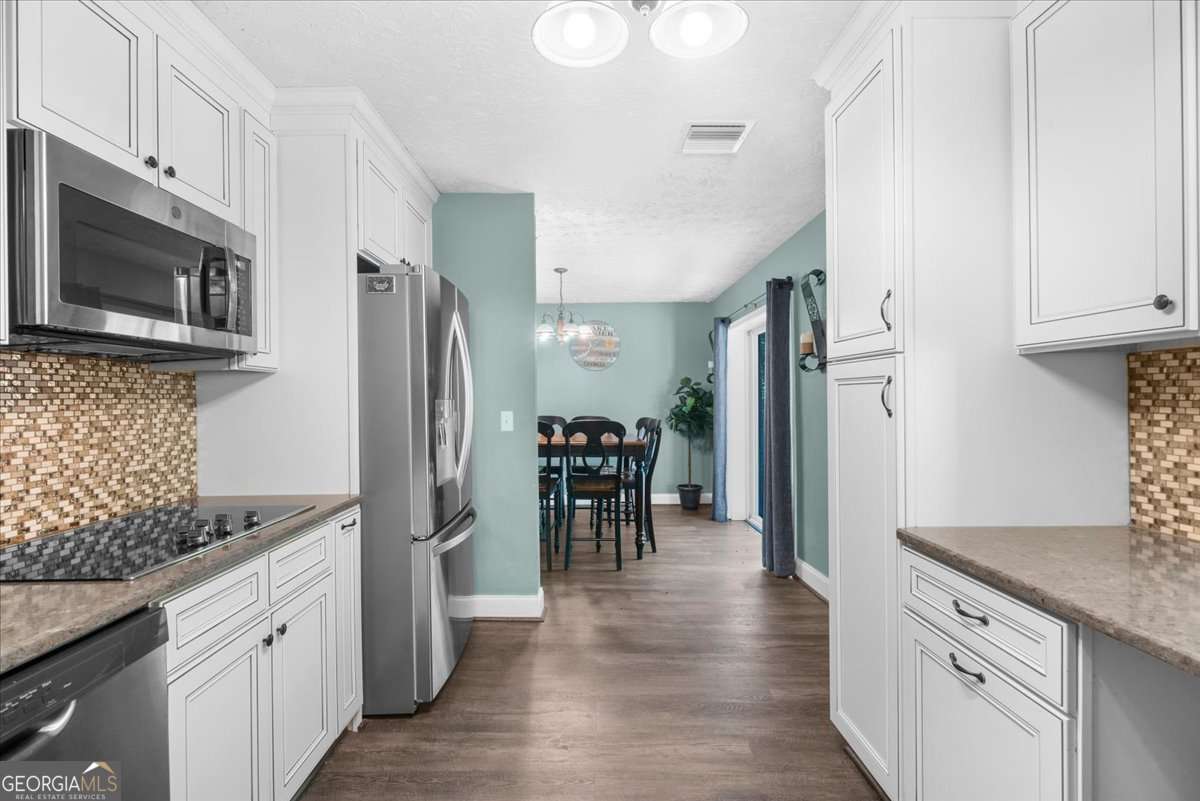 9670 Lee Circle Property Photo 30