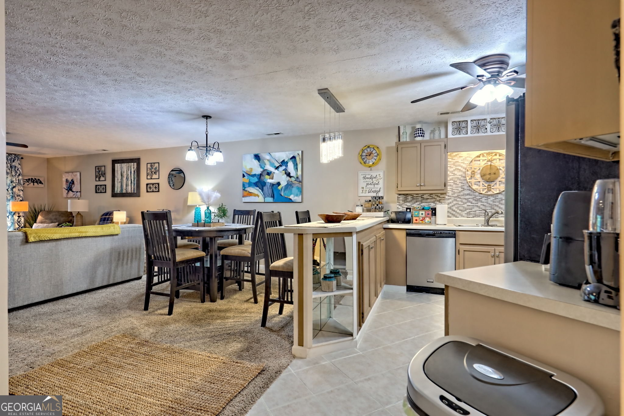300 Ginger Creek Lane Property Photo 6