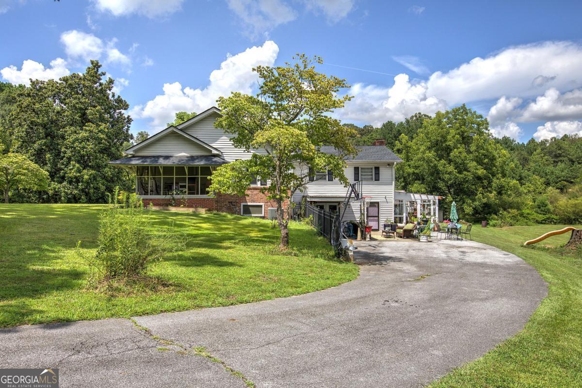 2135 Bellview Road Property Photo 3