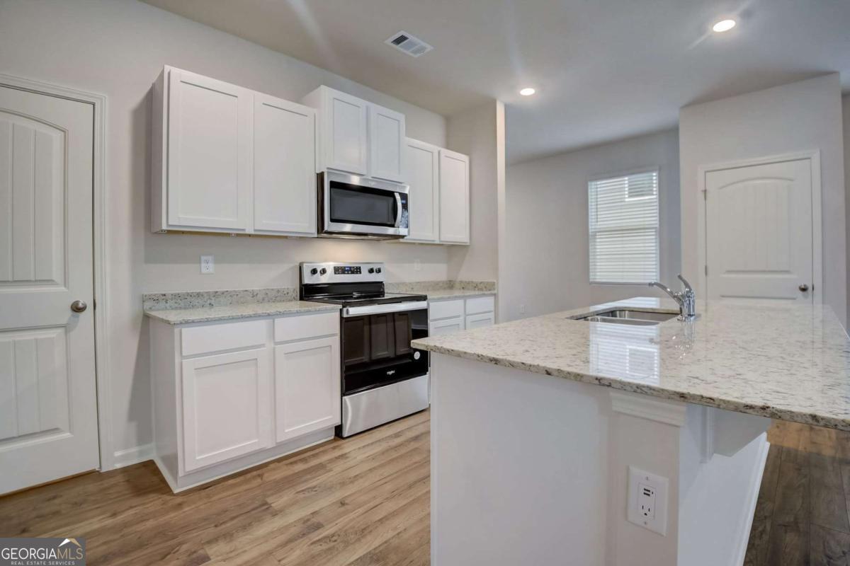 88 Shadwood Place Property Photo 9