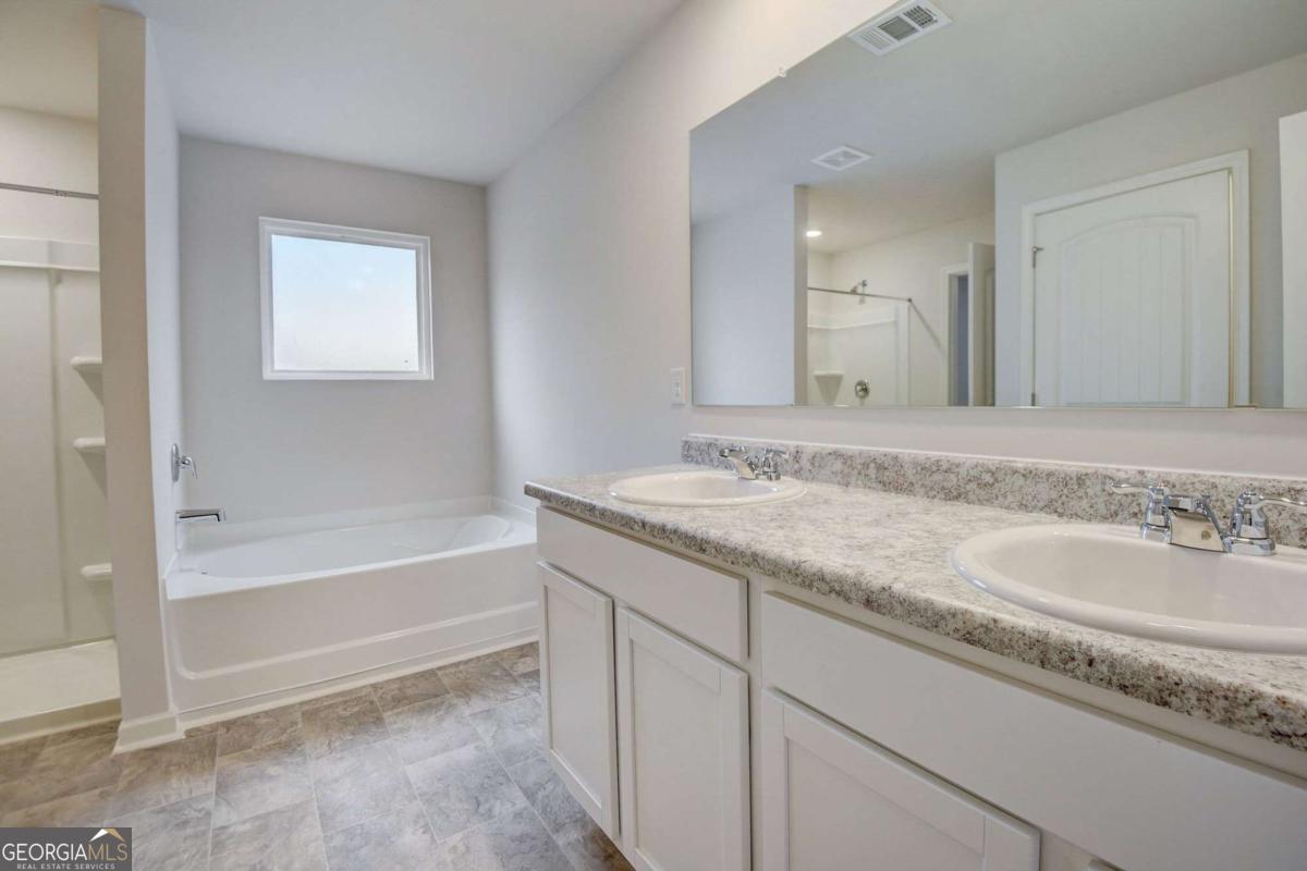 88 Shadwood Place Property Photo 18