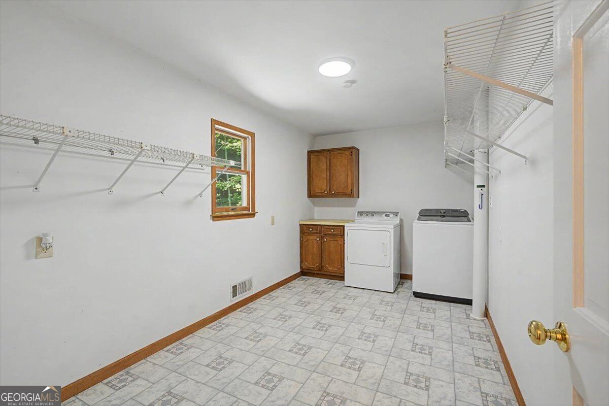 1244 Timberland Drive Se Property Photo 11
