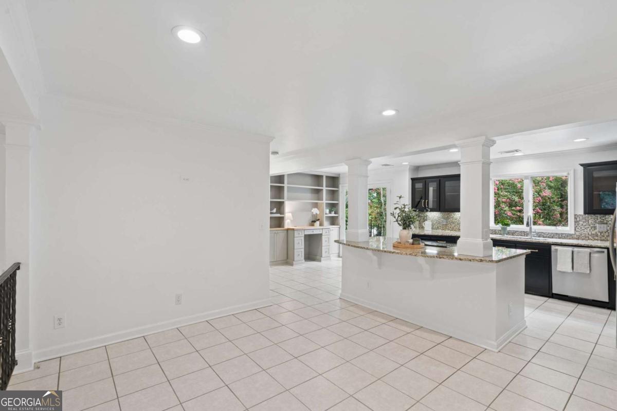 749 Hillpine Terrace Ne Property Photo 10