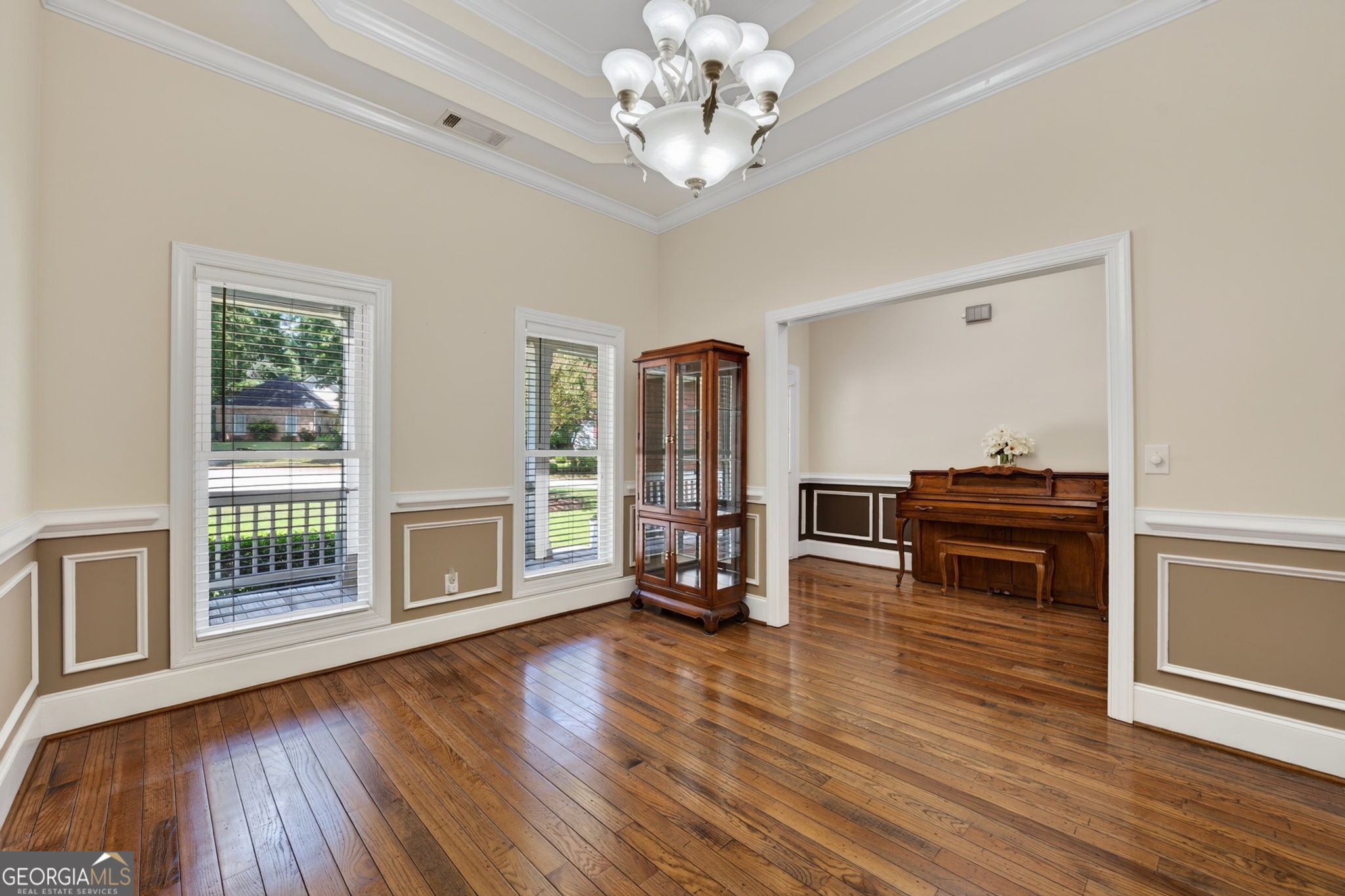 825 Harvest Lane Property Photo 6
