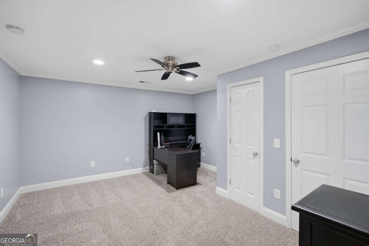 4305 Ashworth Drive Property Photo 37