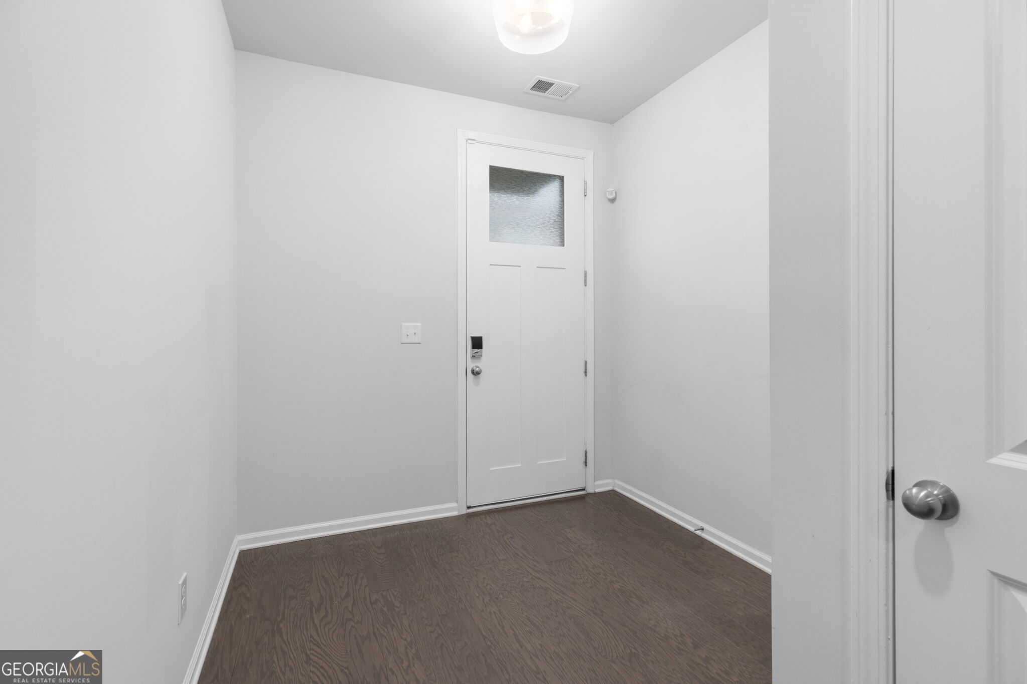 4361 White Spruce Ally Property Photo 7