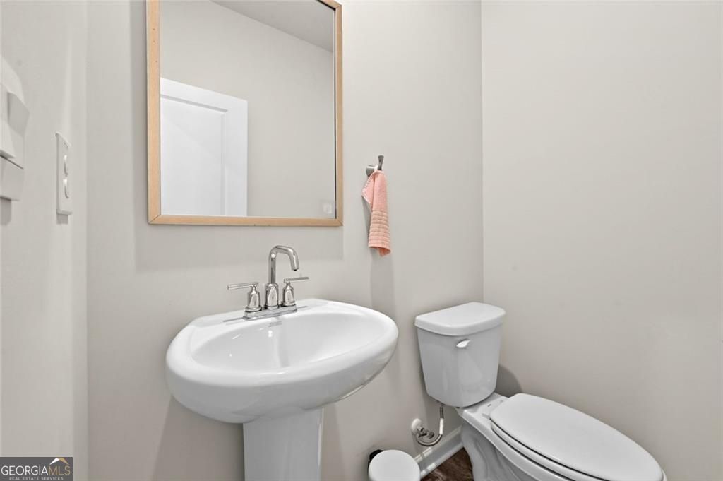4939 Dufour Drive Property Photo 20