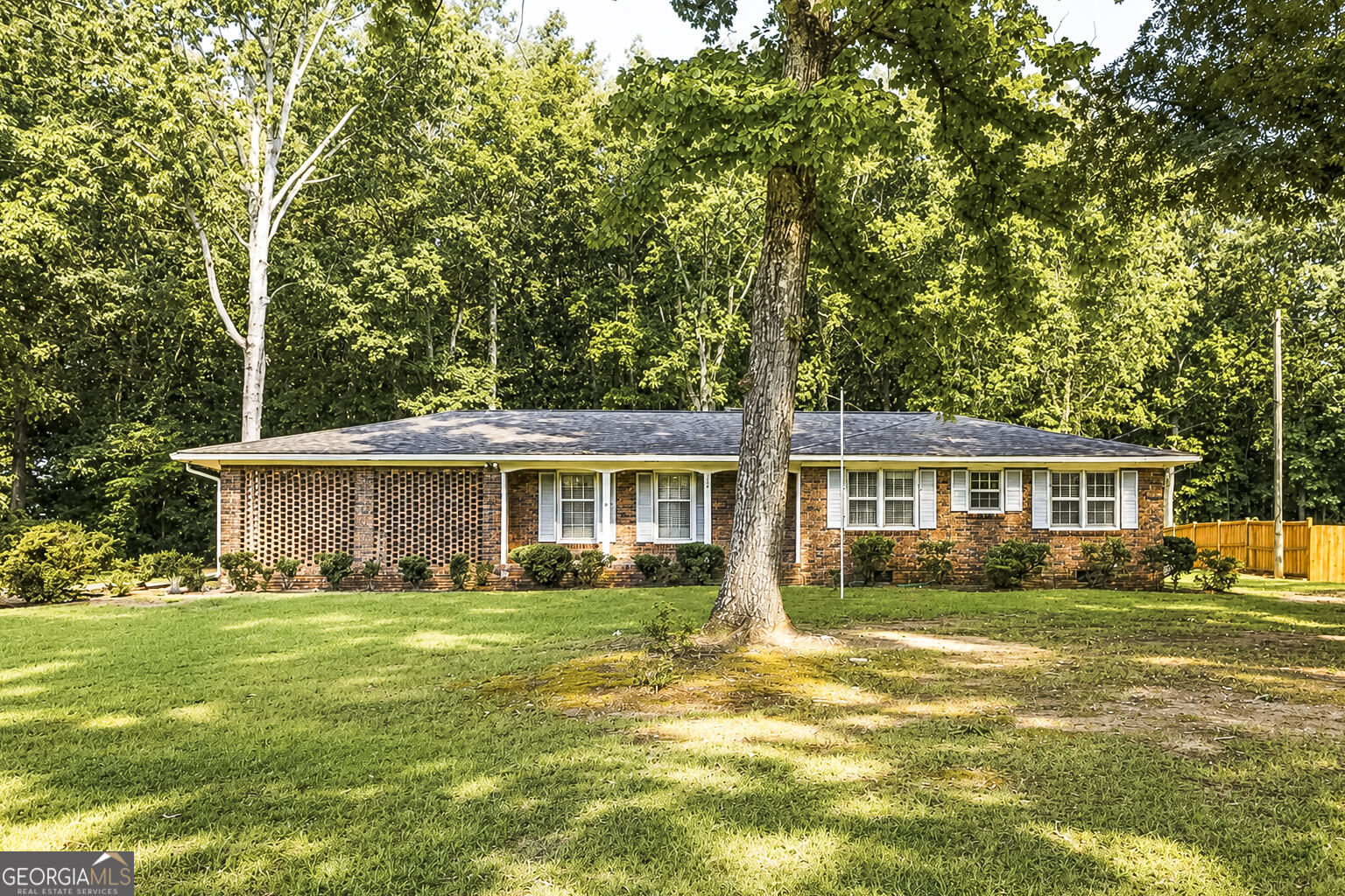 802 S Cherokee Road Property Photo 1
