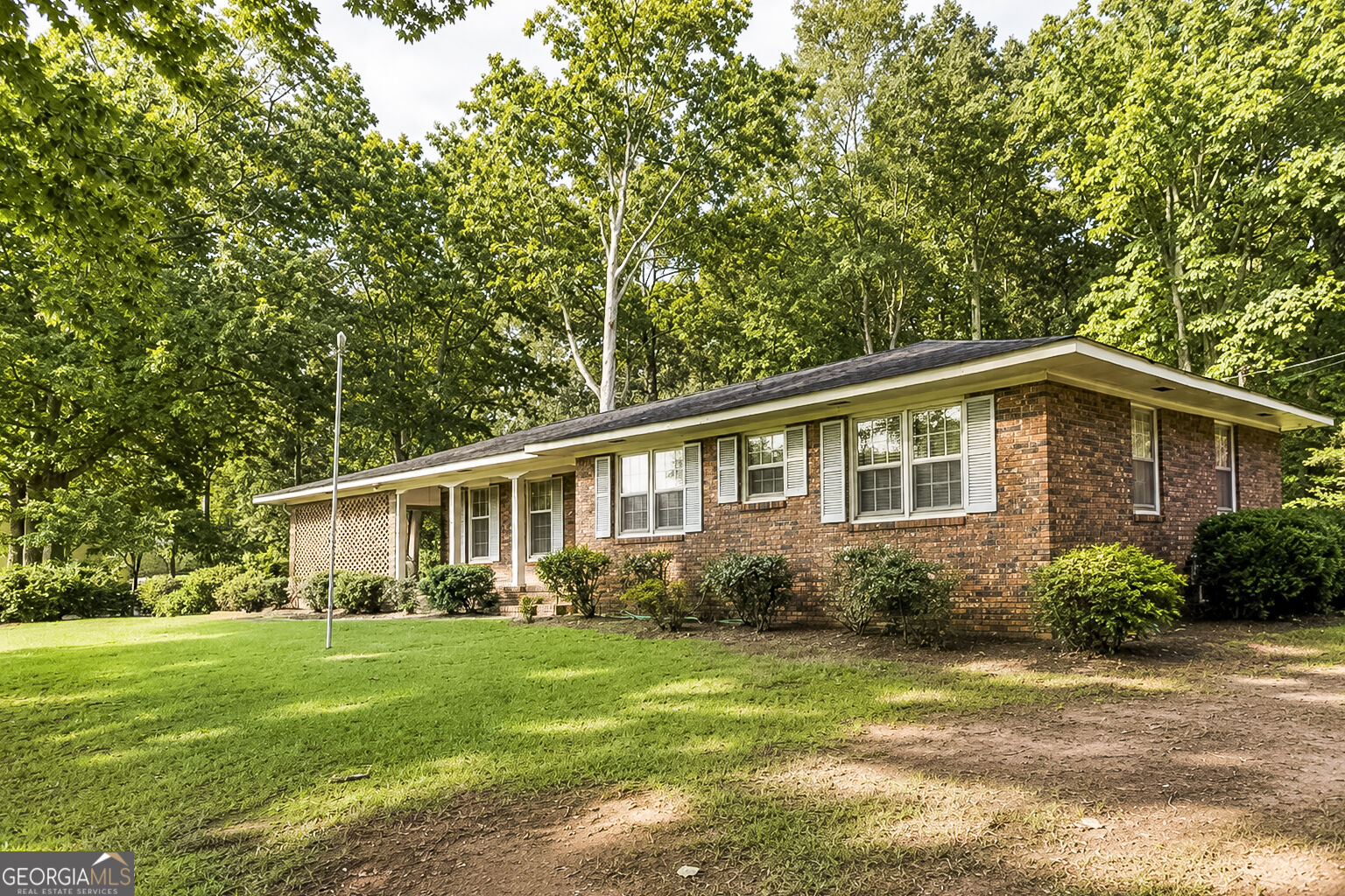 802 S Cherokee Road Property Photo 4