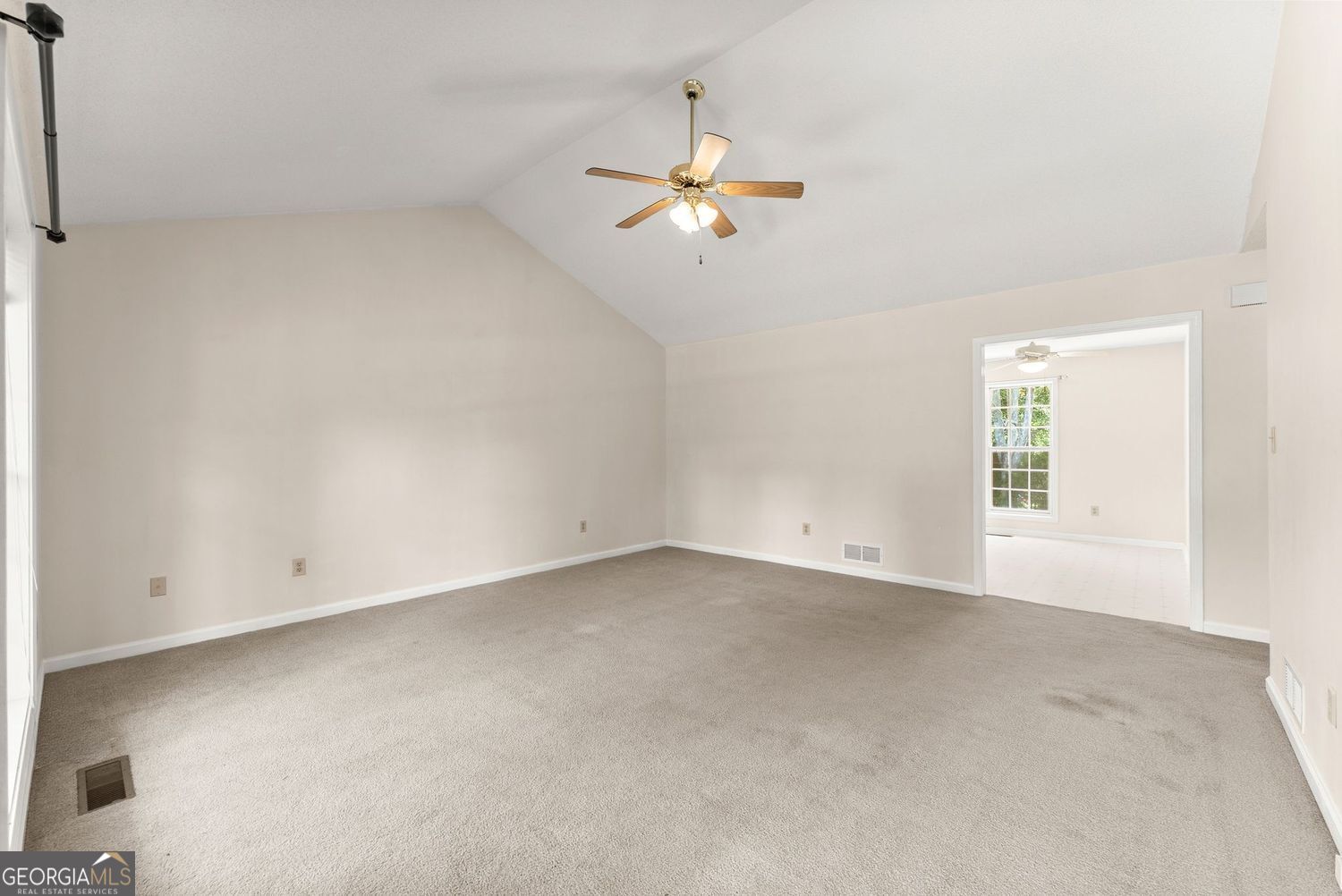 5740 Thompson Bridge Road Property Photo 7