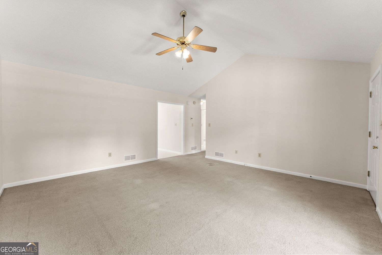 5740 Thompson Bridge Road Property Photo 8