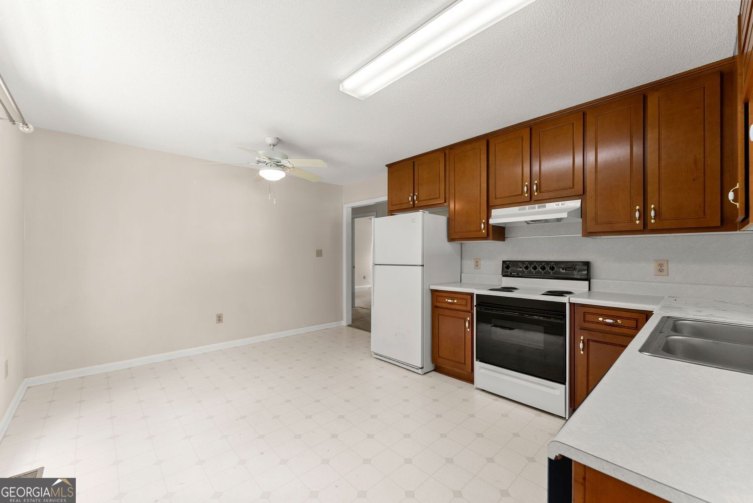 5740 Thompson Bridge Road Property Photo 13