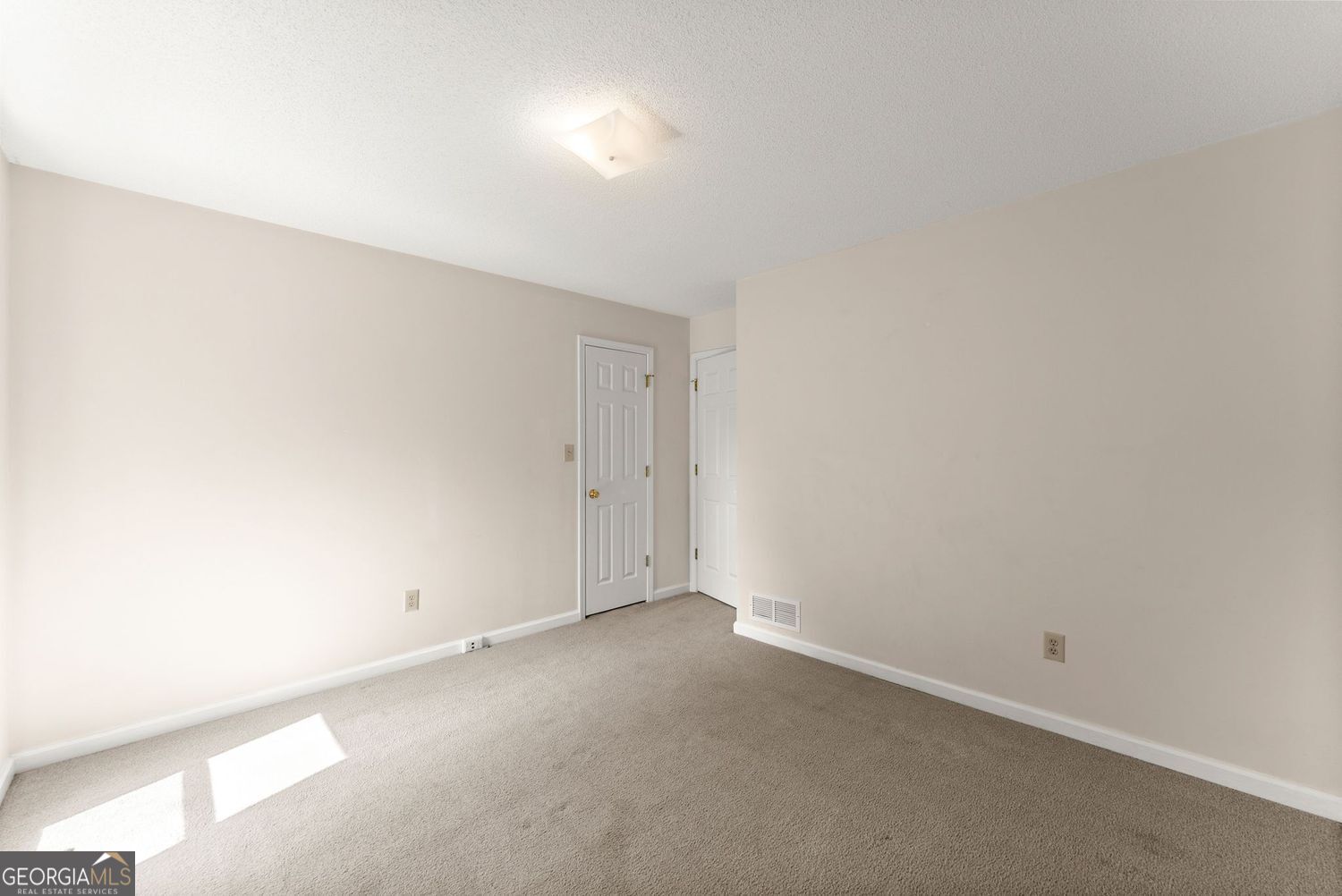 5740 Thompson Bridge Road Property Photo 21