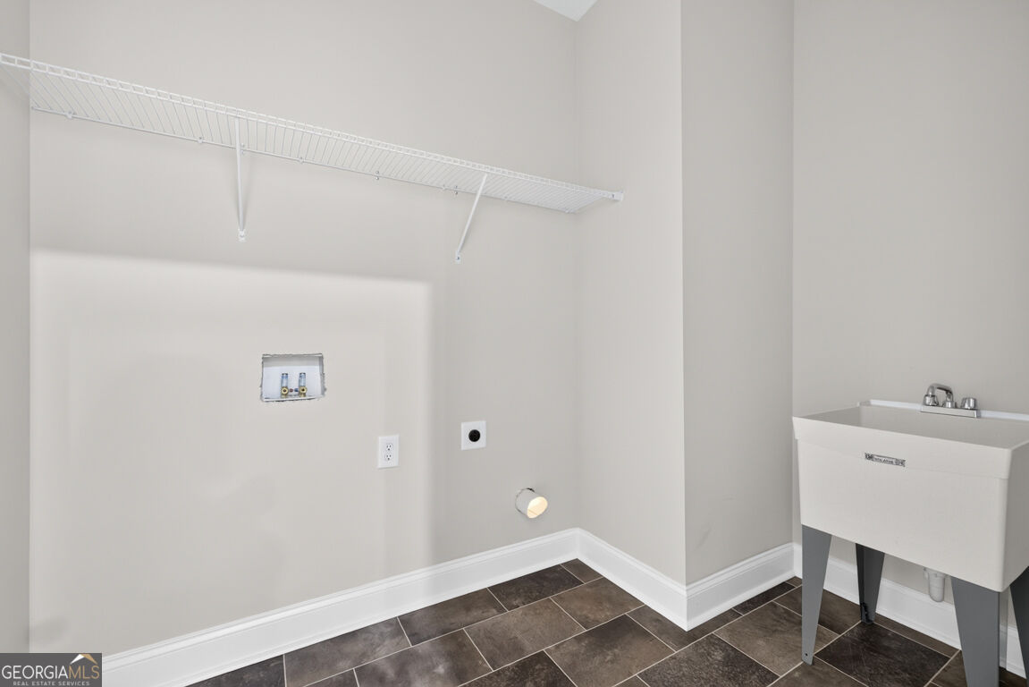 922 Homepark Circle Property Photo 19