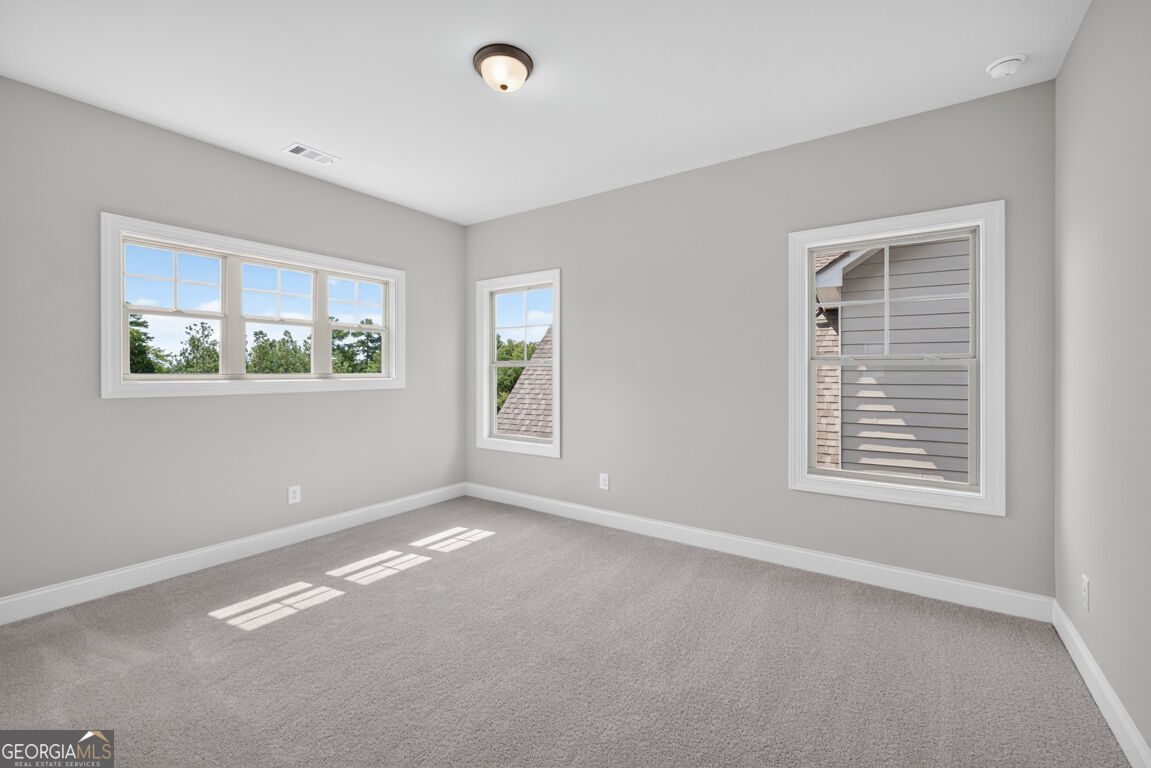 922 Homepark Circle Property Photo 23