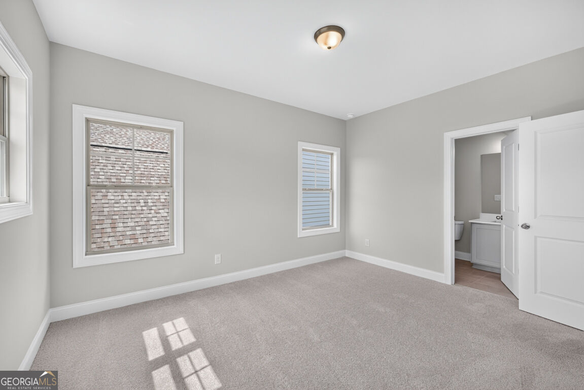 922 Homepark Circle Property Photo 24