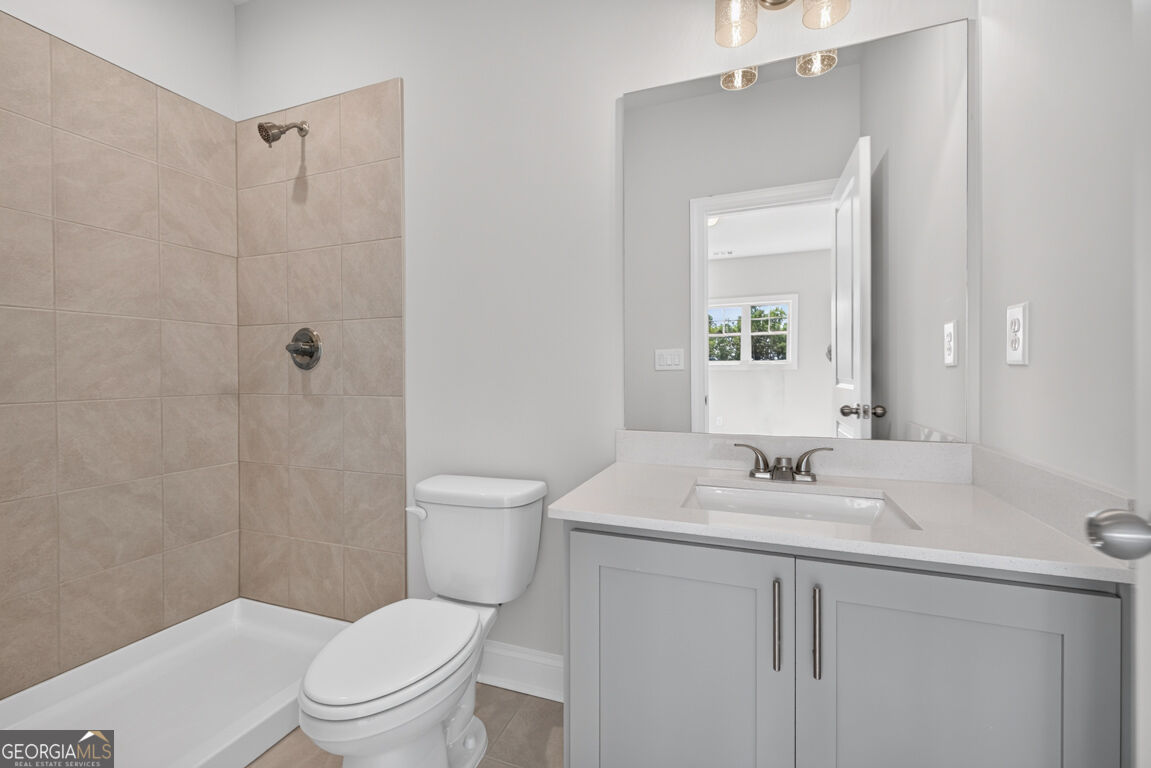 922 Homepark Circle Property Photo 25