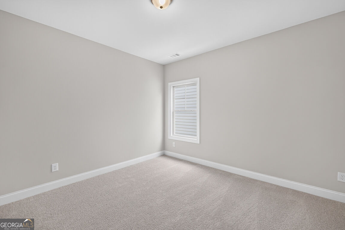 922 Homepark Circle Property Photo 34