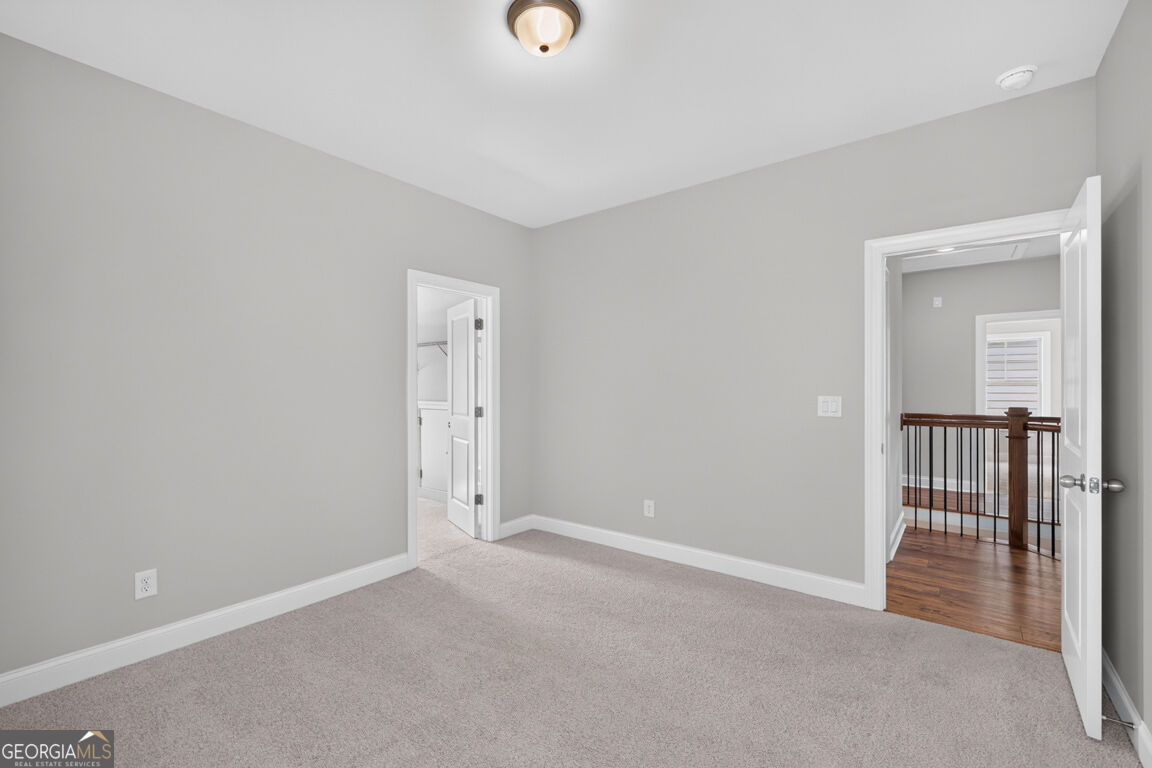 922 Homepark Circle Property Photo 37