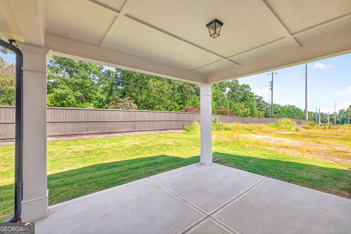 982 Homepark Circle Property Photo 39