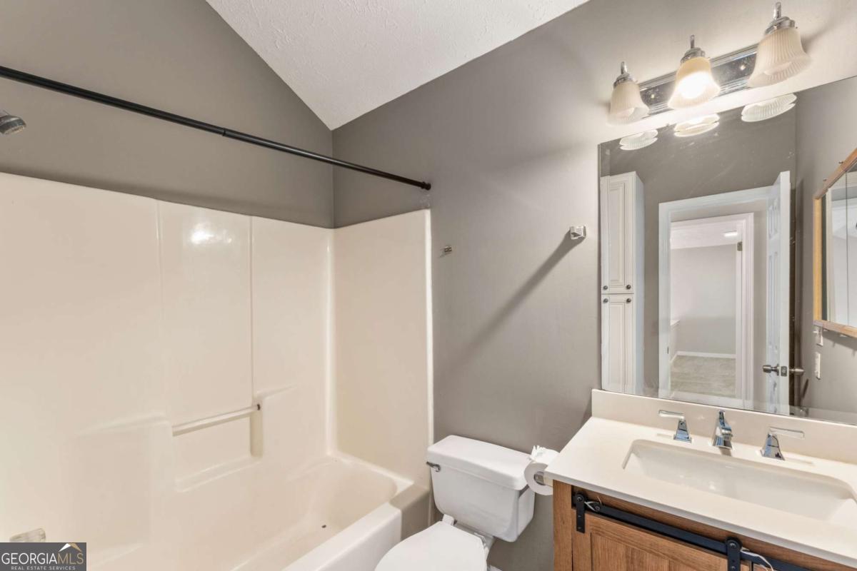 1047 Kennesborough Road Nw Property Photo 17