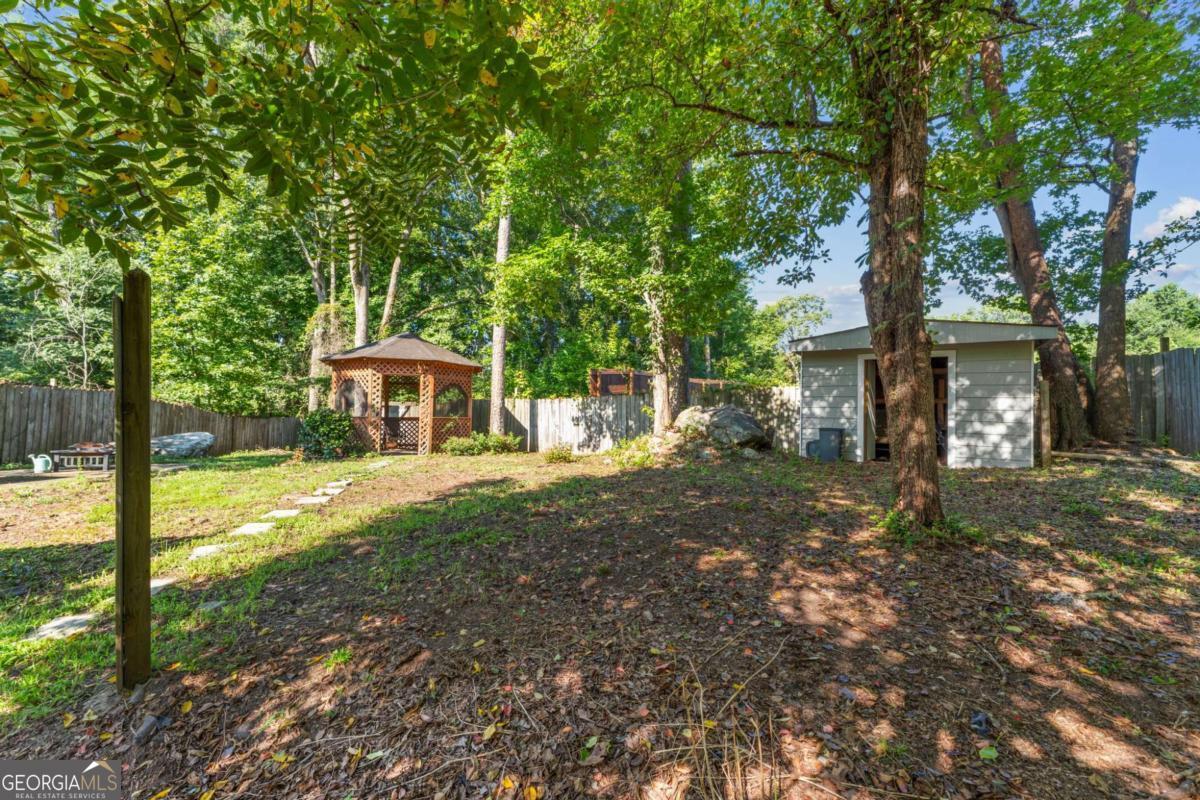 1047 Kennesborough Road Nw Property Photo 23