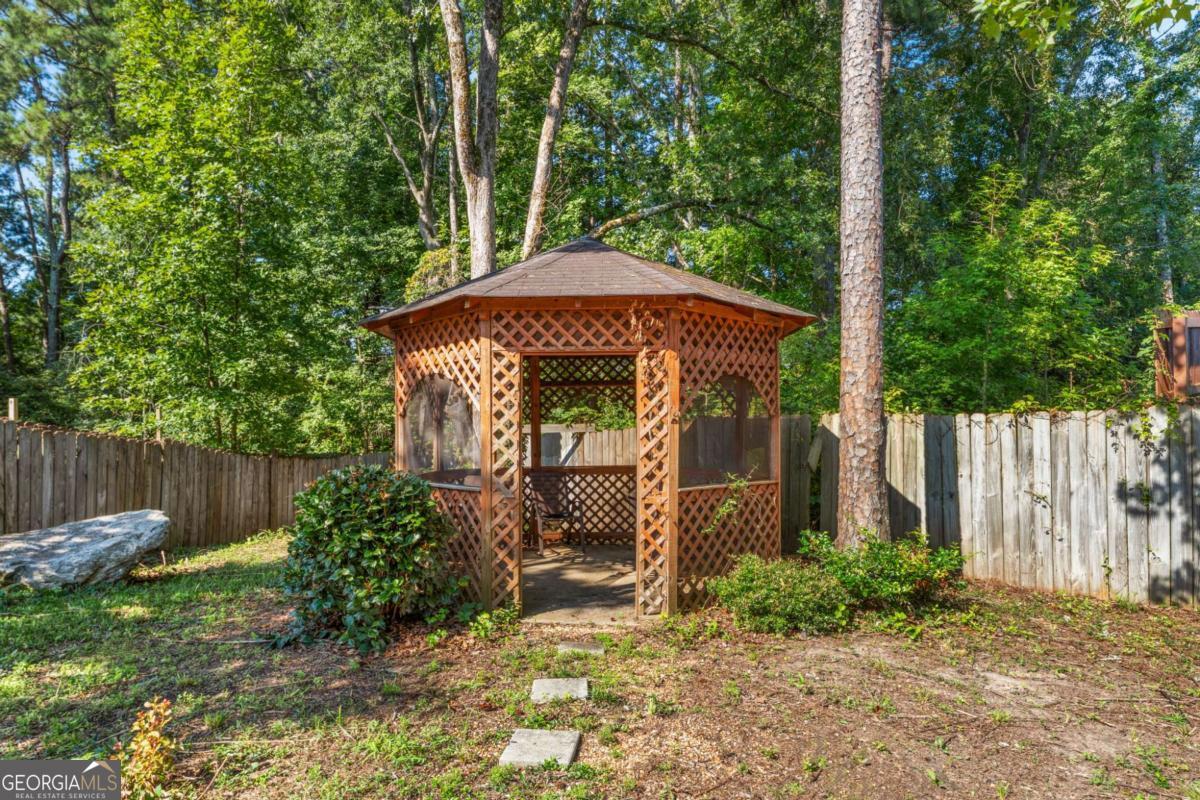 1047 Kennesborough Road Nw Property Photo 24