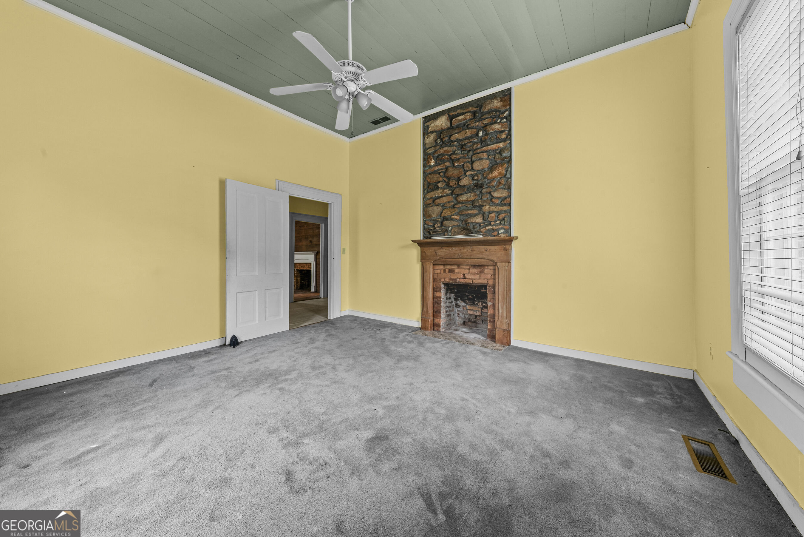 1047 Dixie Road Property Photo 14