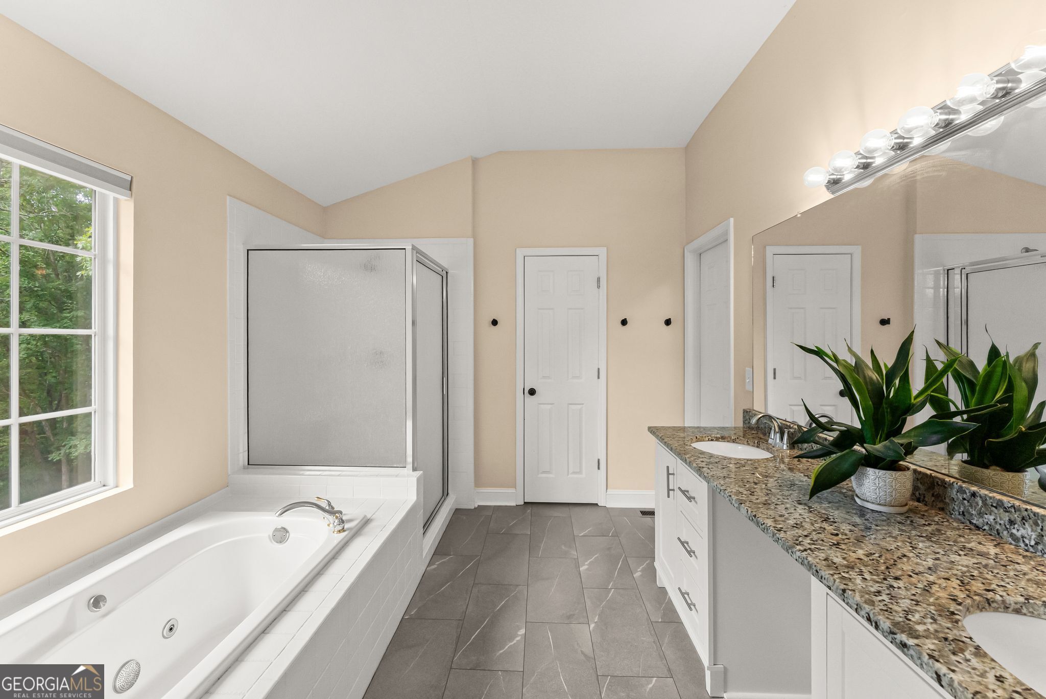 188 Marion Lane Property Photo 32