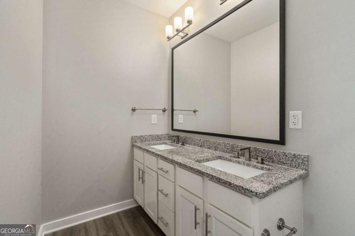 134 Childs Street # B208 Property Photo 28