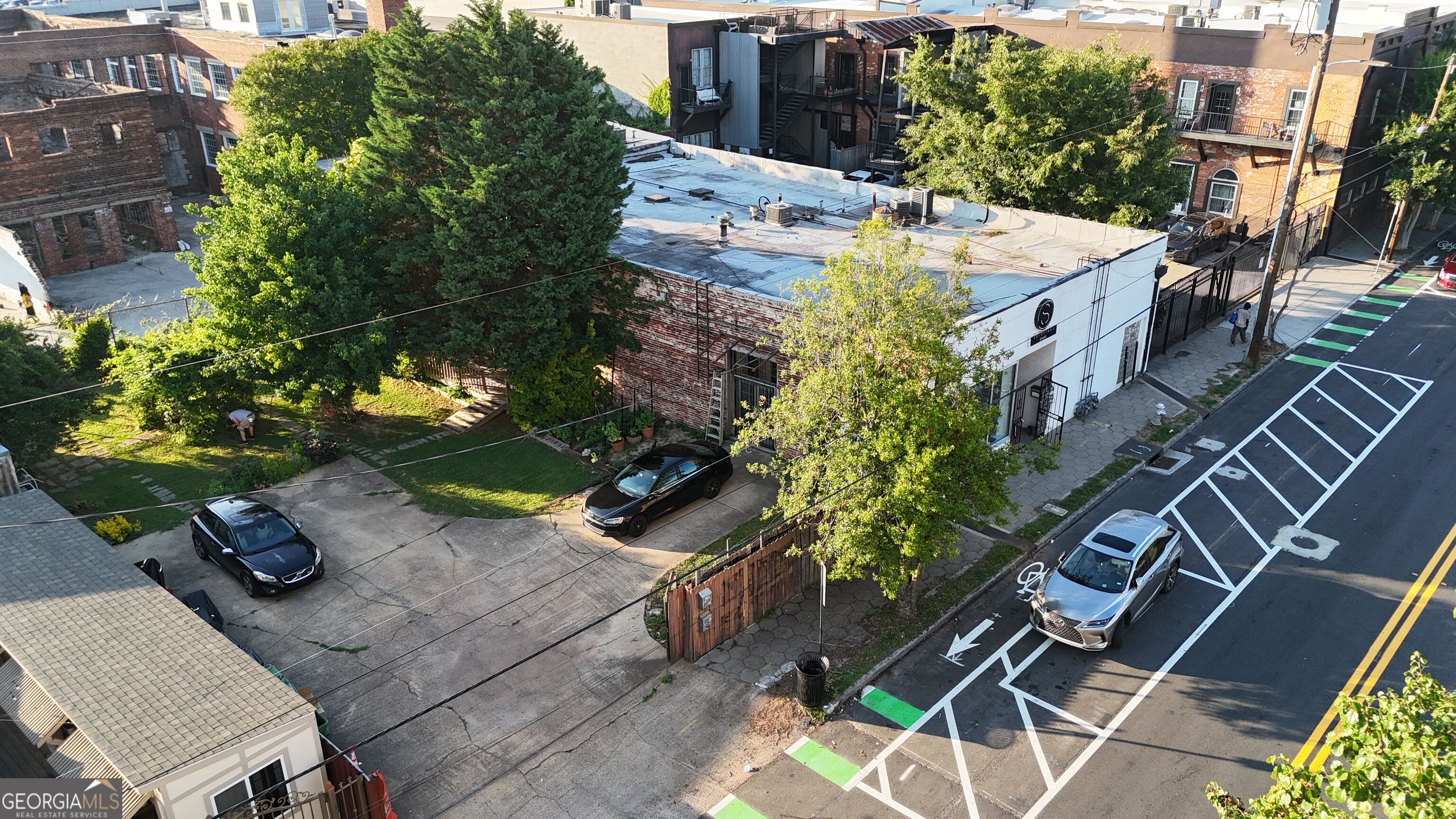 275 Peters Street Sw Property Photo 1
