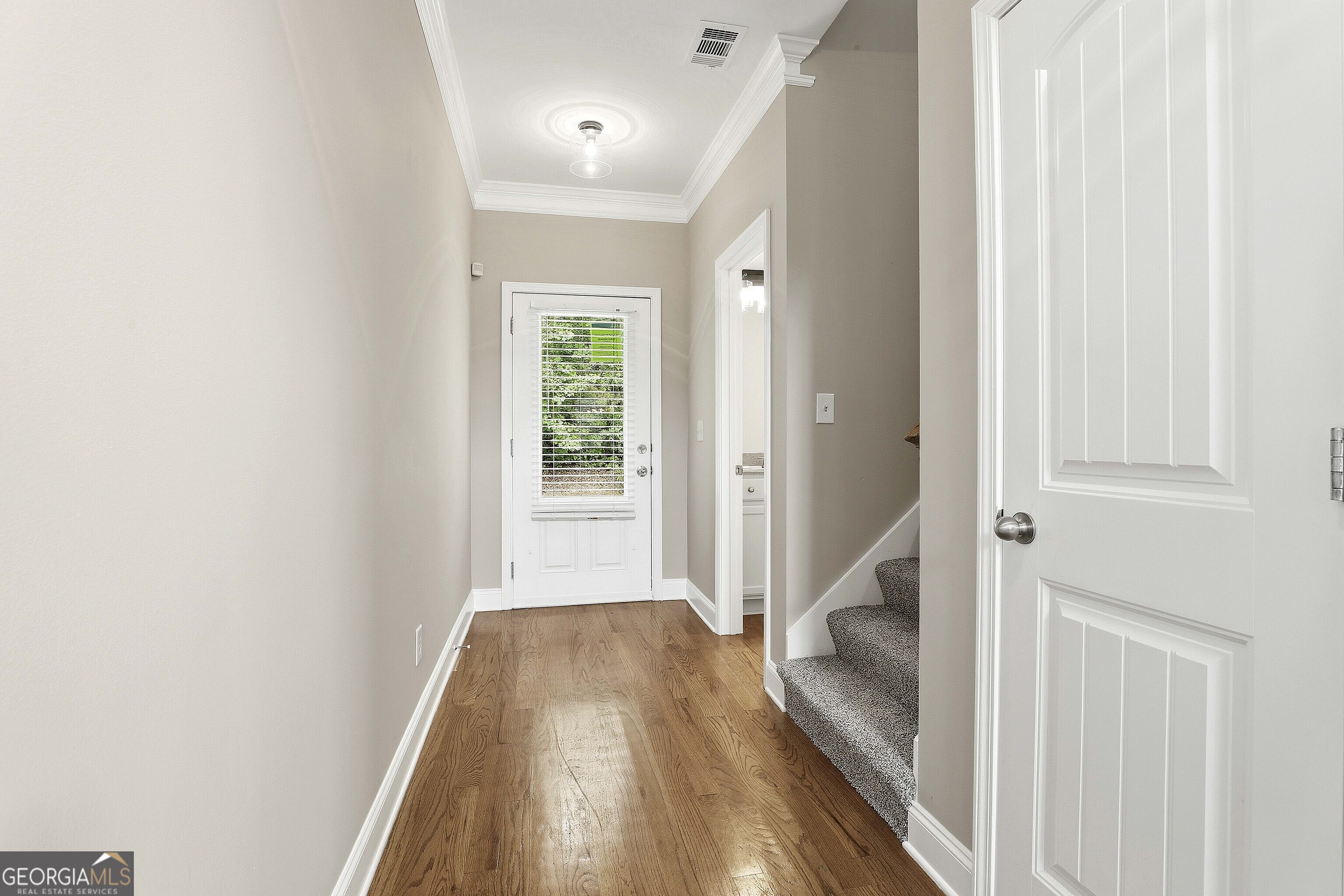 151 Highwoods Parkway Property Photo 6