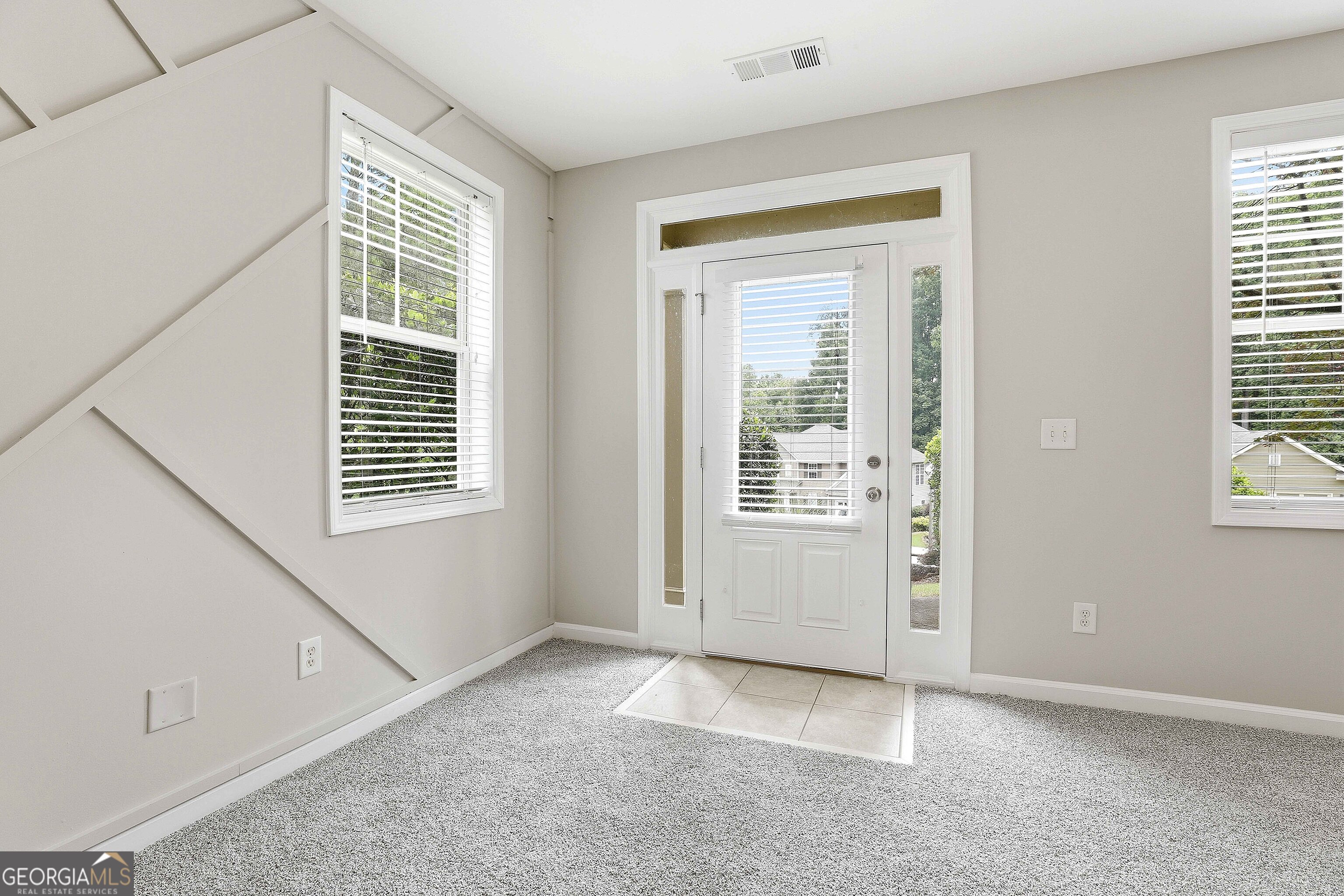 151 Highwoods Parkway Property Photo 9